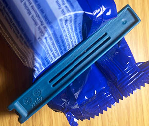 Sealing clip